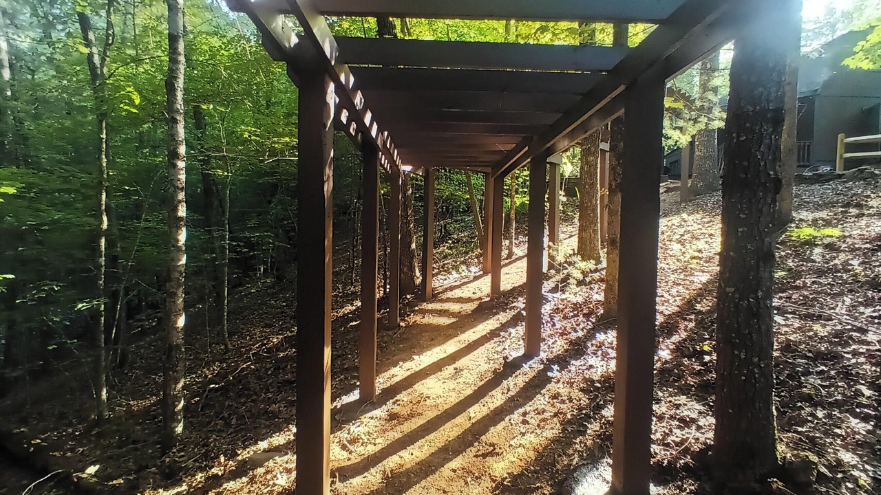 Photo of Outdoor in Cherry Log