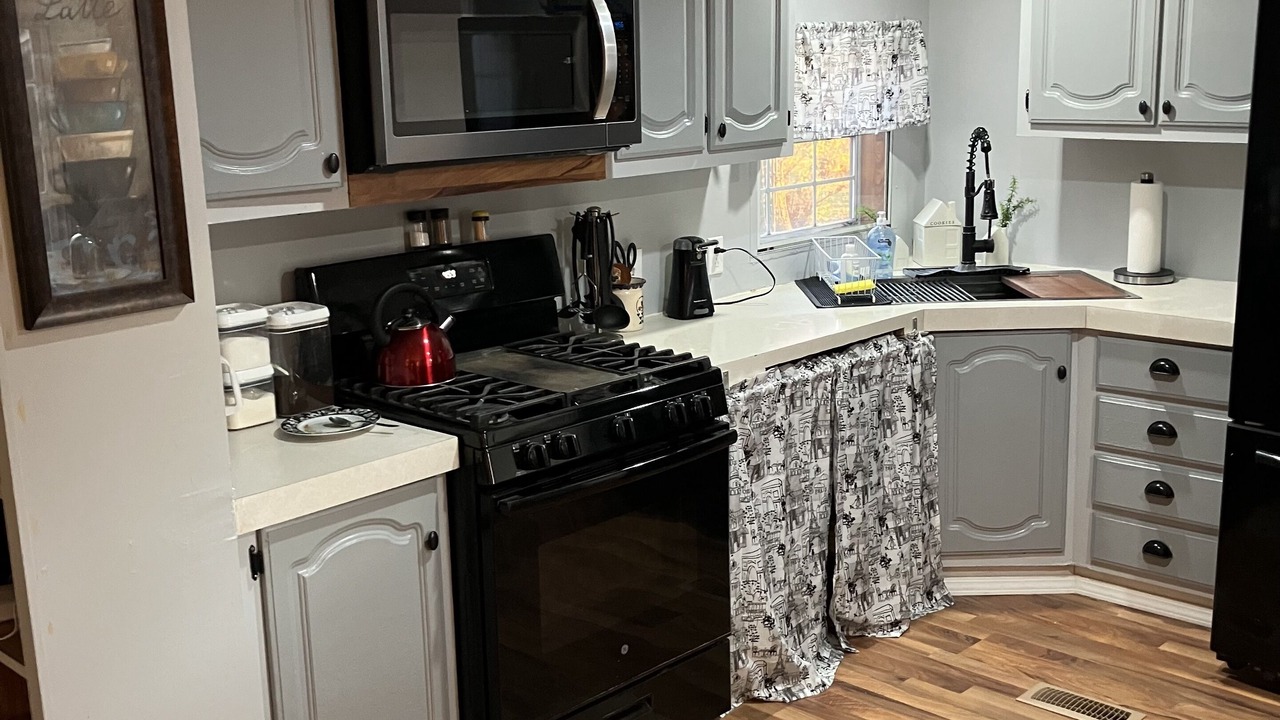 Photo of Kitchen in East Leroy