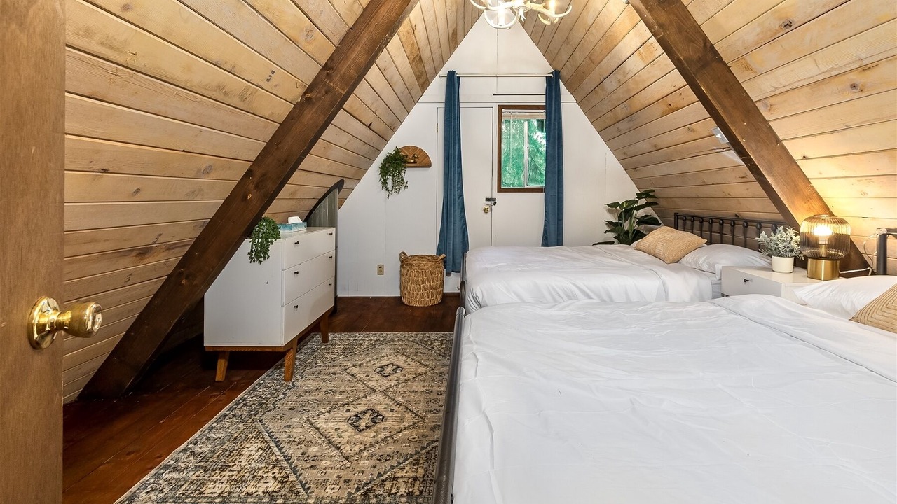 Photo of Others in Packwood