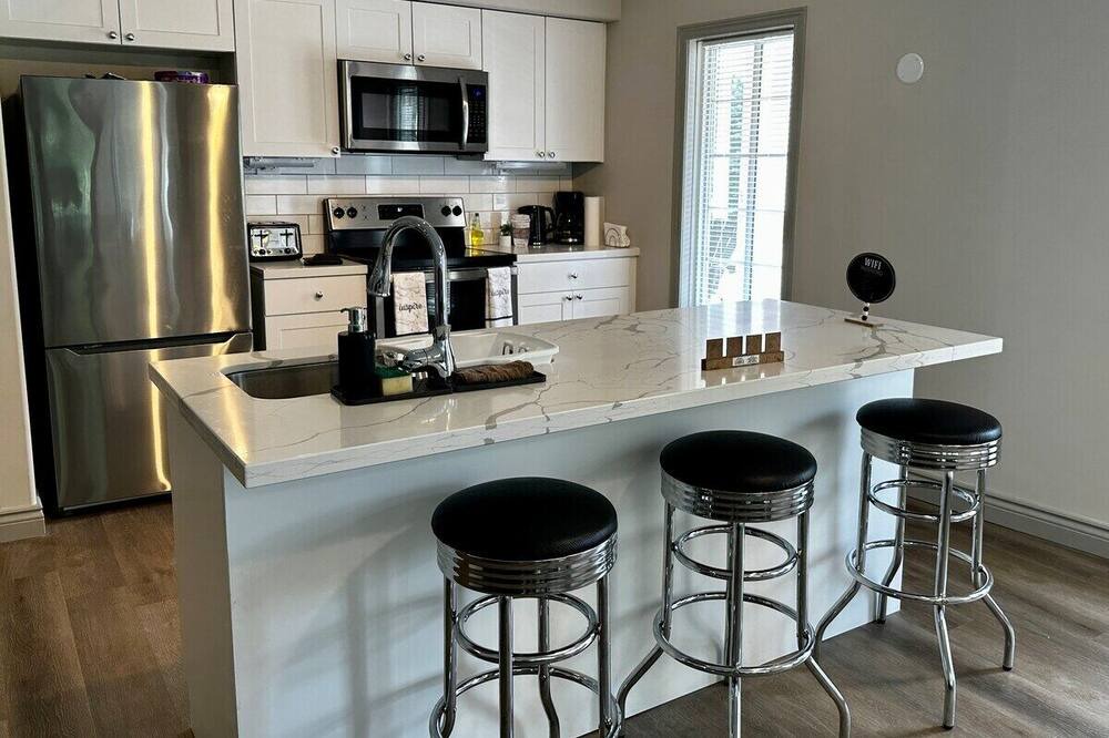Photo of Kitchen in Oro-Medonte