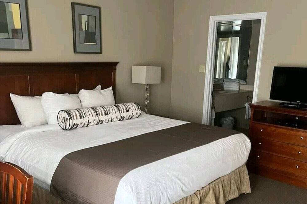 Photo of Bedroom in Oro-Medonte