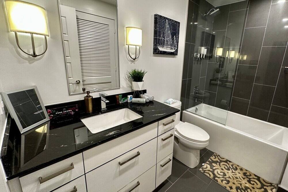 Photo of Bathroom in Innisfil