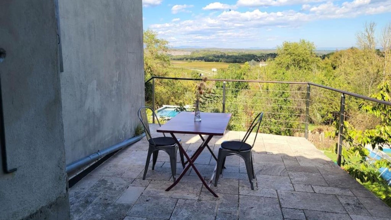 Photo of Outdoor in Grospierres