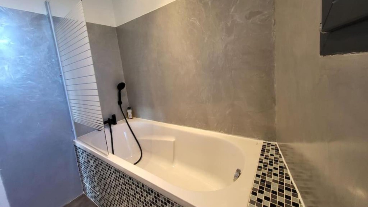Photo of Bathroom in Grospierres