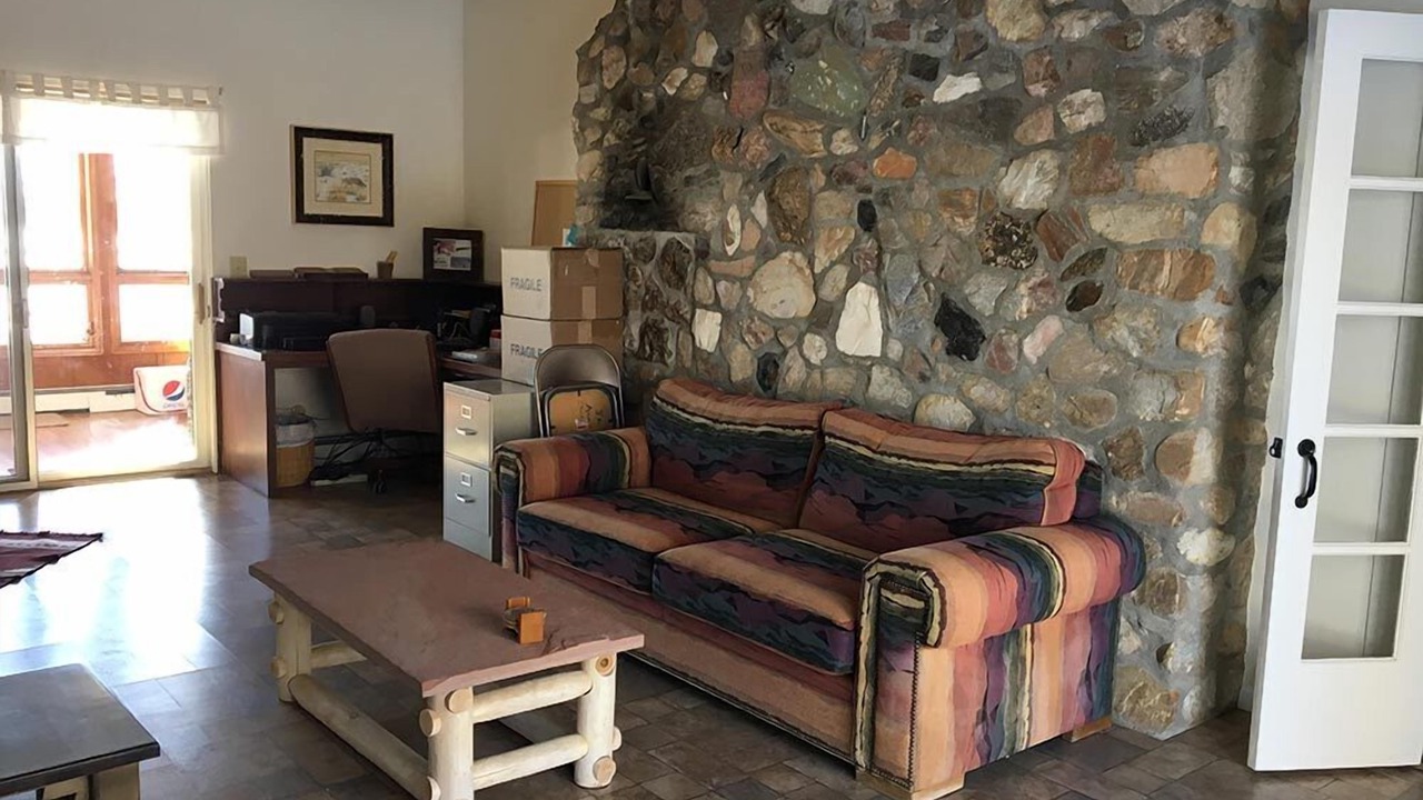 Photo of Livingroom in Carbon County