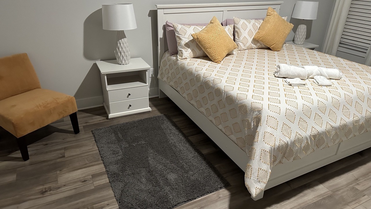 Photo of Bedroom in Central