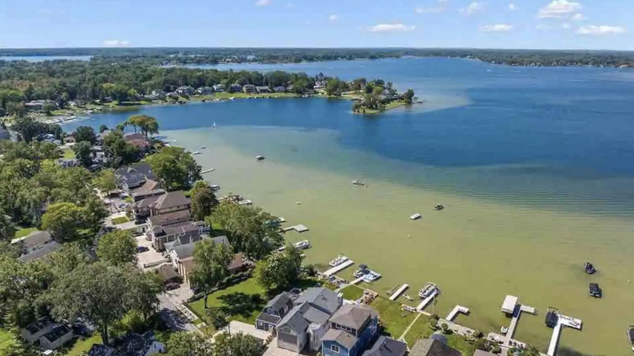 Photo of Outdoor in Keego Harbor
