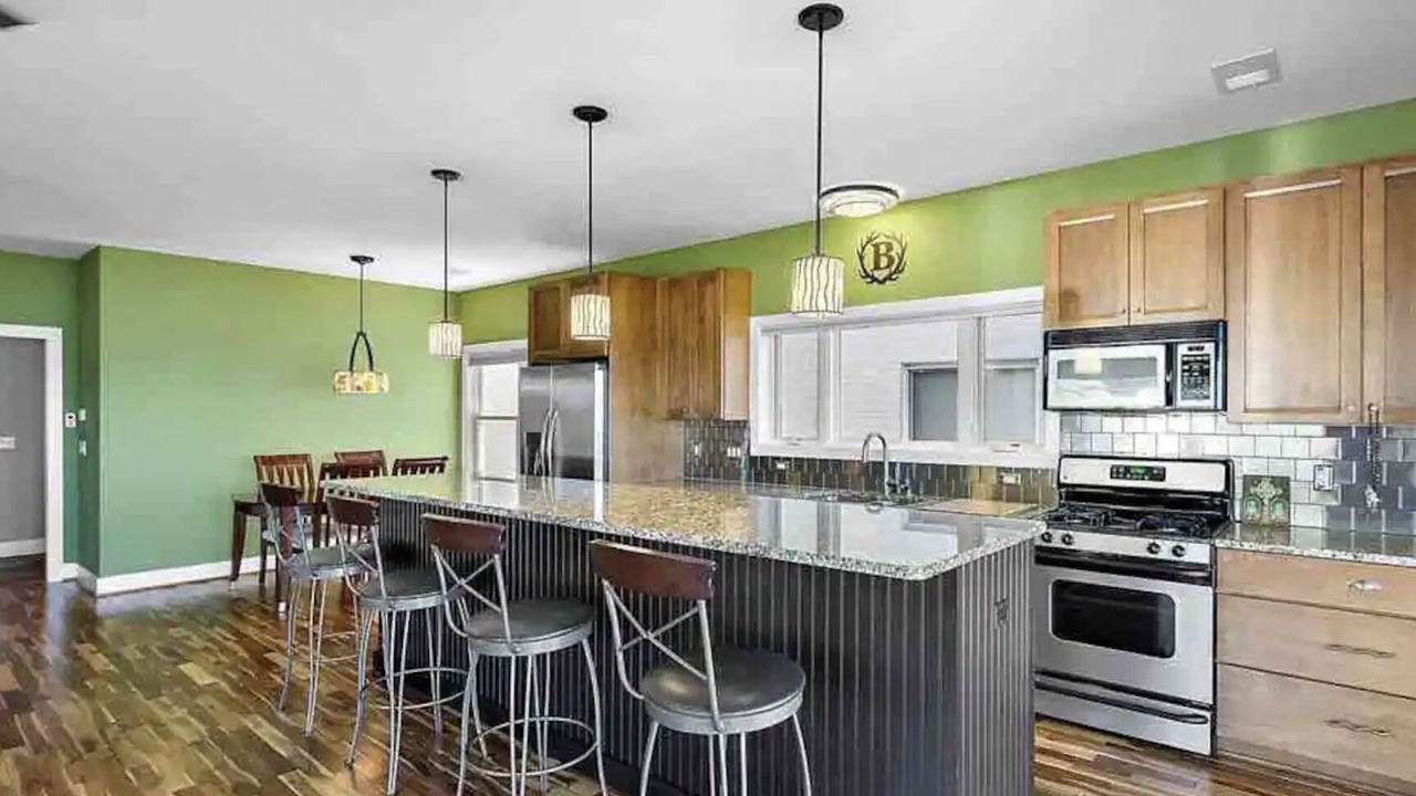 Photo of Kitchen in Keego Harbor