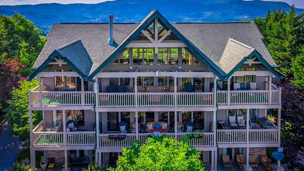 Photo of Outdoor in Gatlinburg - Pigeon Forge
