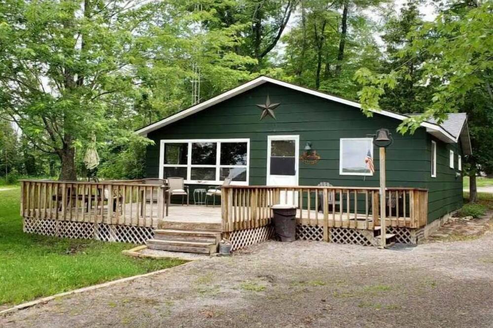 Photo of Outdoor in Herron