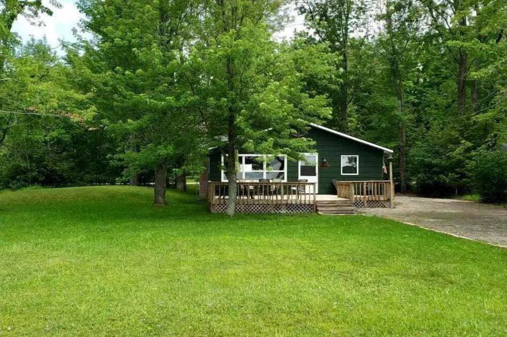Photo of Outdoor in Herron