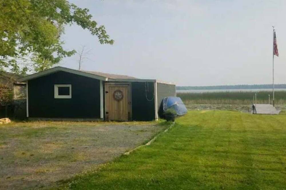 Photo of Outdoor in Herron