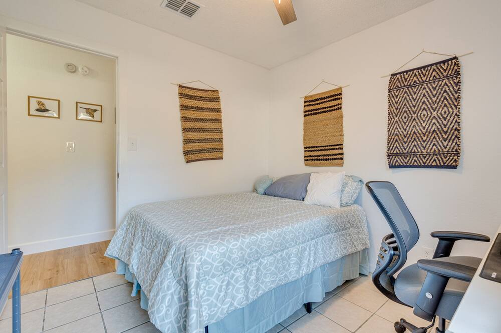 Photo of Bedroom in Apache Shores
