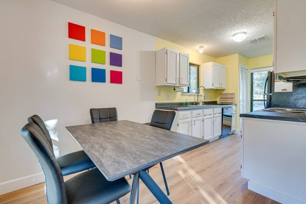 Photo of Kitchen in Apache Shores