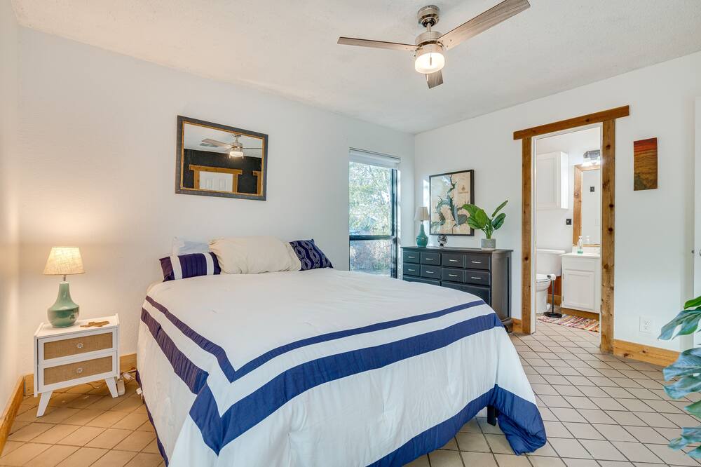 Photo of Bedroom in Apache Shores