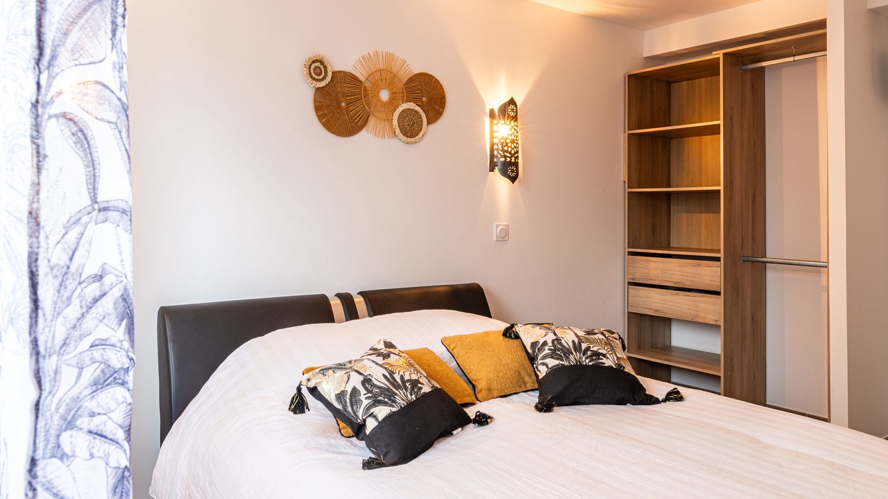 Photo of Others in Decines-Charpieu