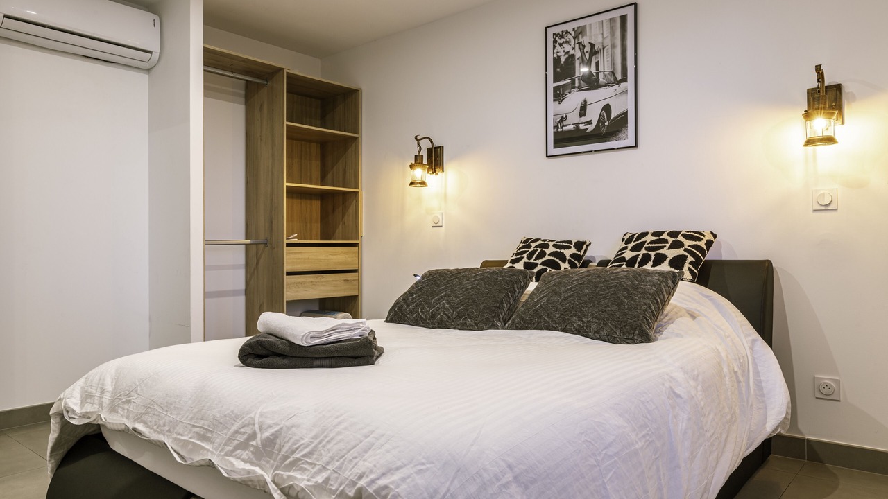 Photo of Others in Decines-Charpieu