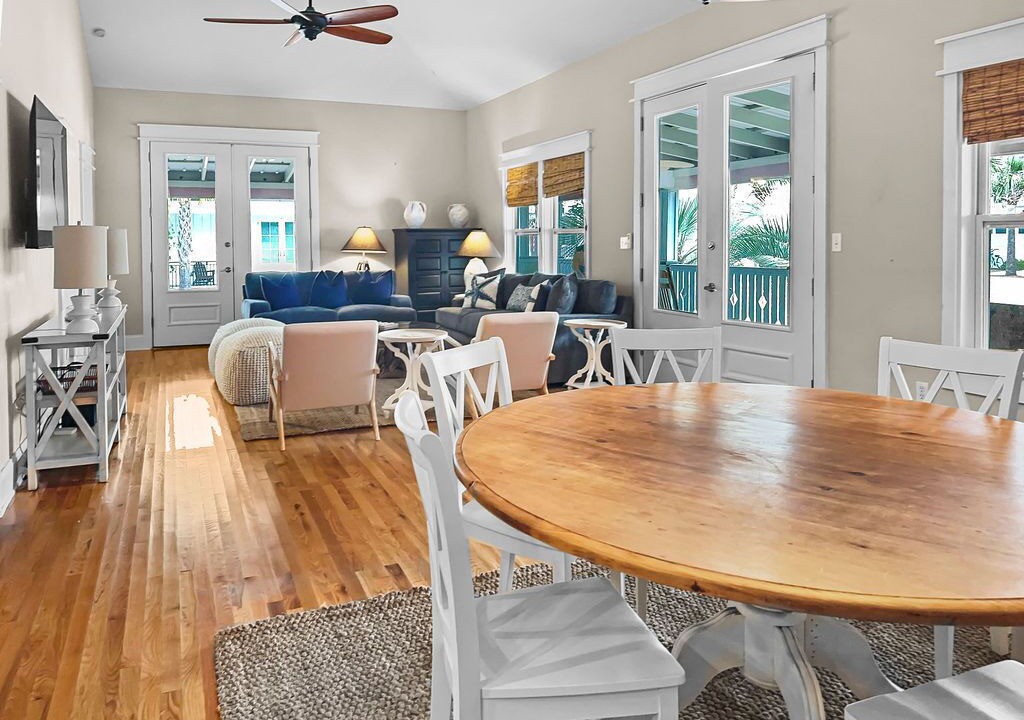 Photo of Livingroom in Seacrest Beach