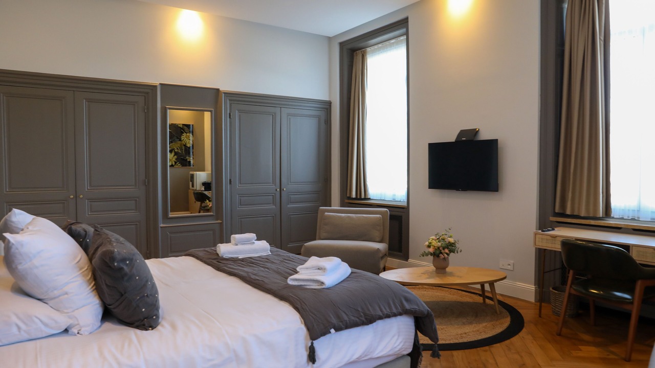 Photo of Bedroom in Ruy-Montceau