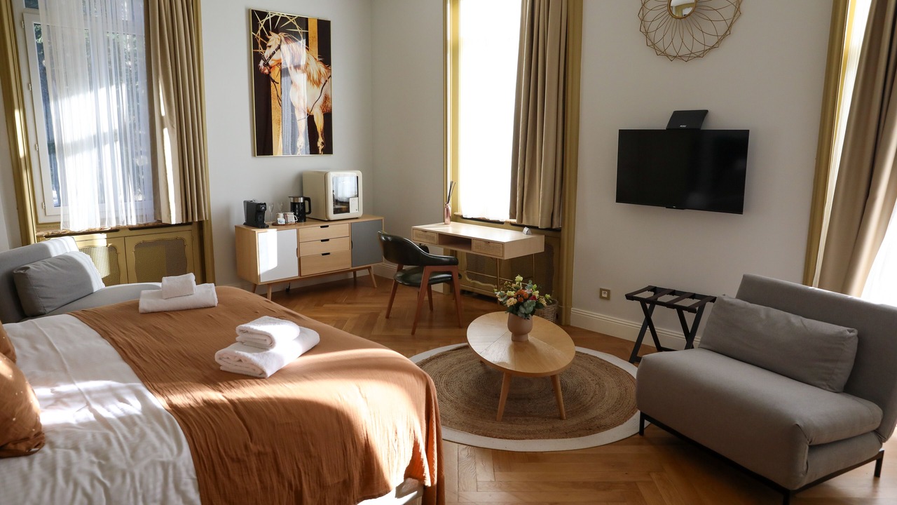 Photo of Bedroom in Ruy-Montceau