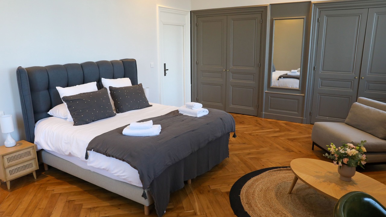 Photo of Bedroom in Ruy-Montceau