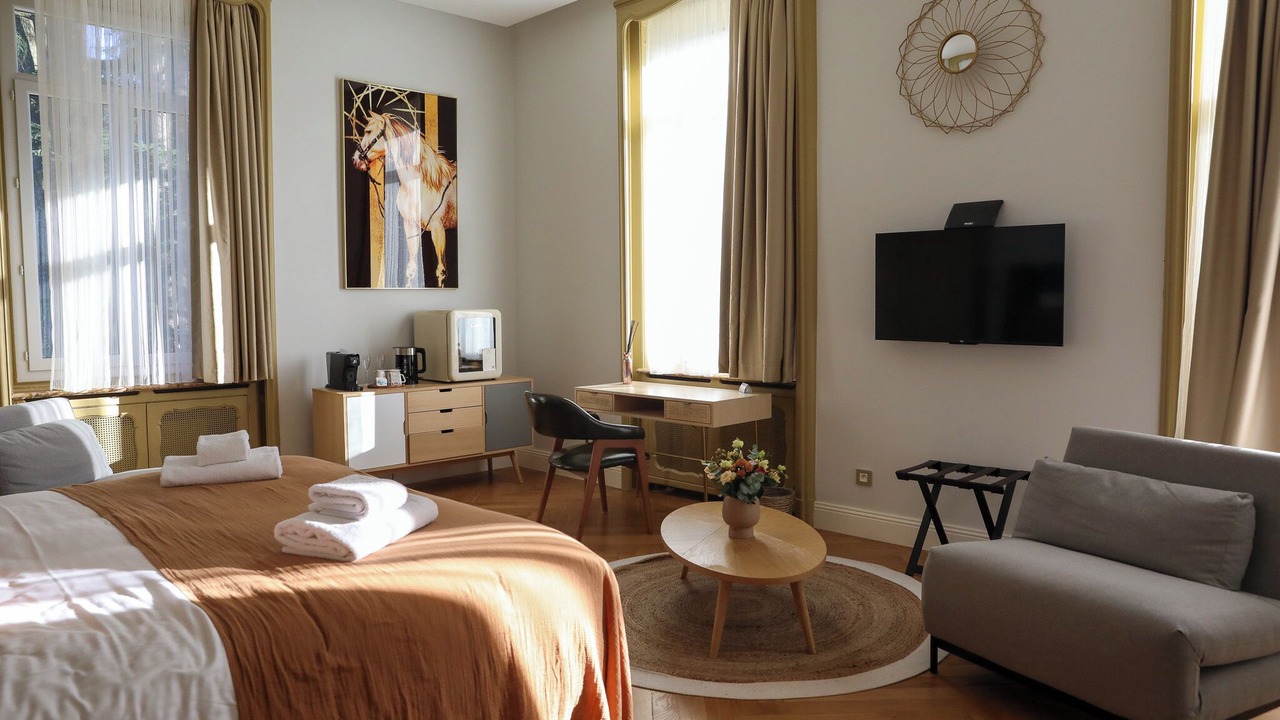 Photo of Bedroom in Ruy-Montceau