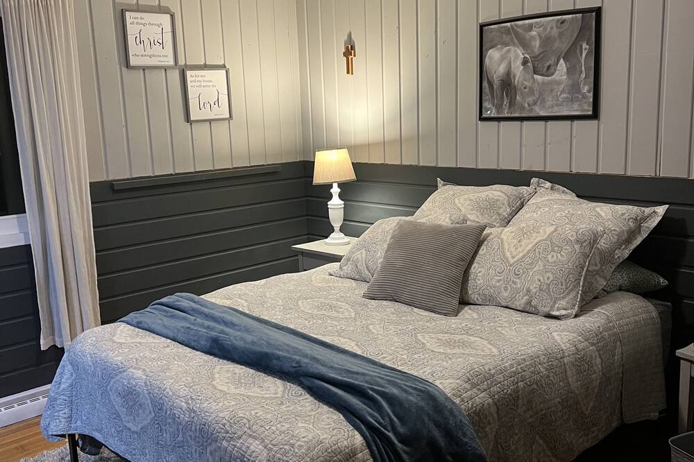 Photo of Bedroom in Amery