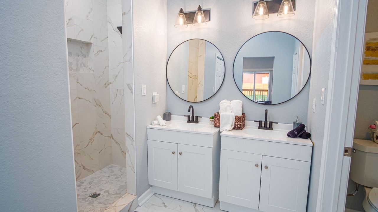 Photo of Bathroom in Denver Heights