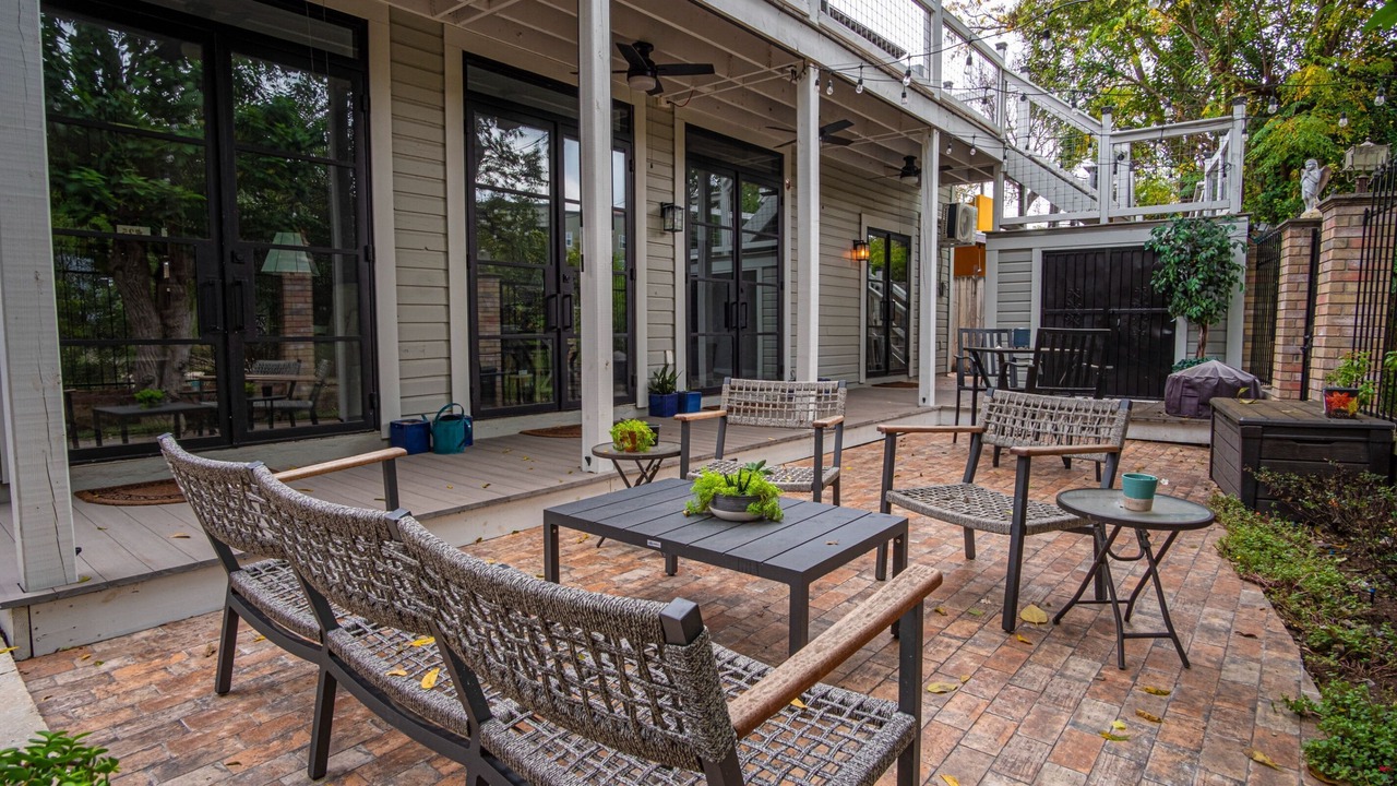 Photo of Patio Balcony in King William
