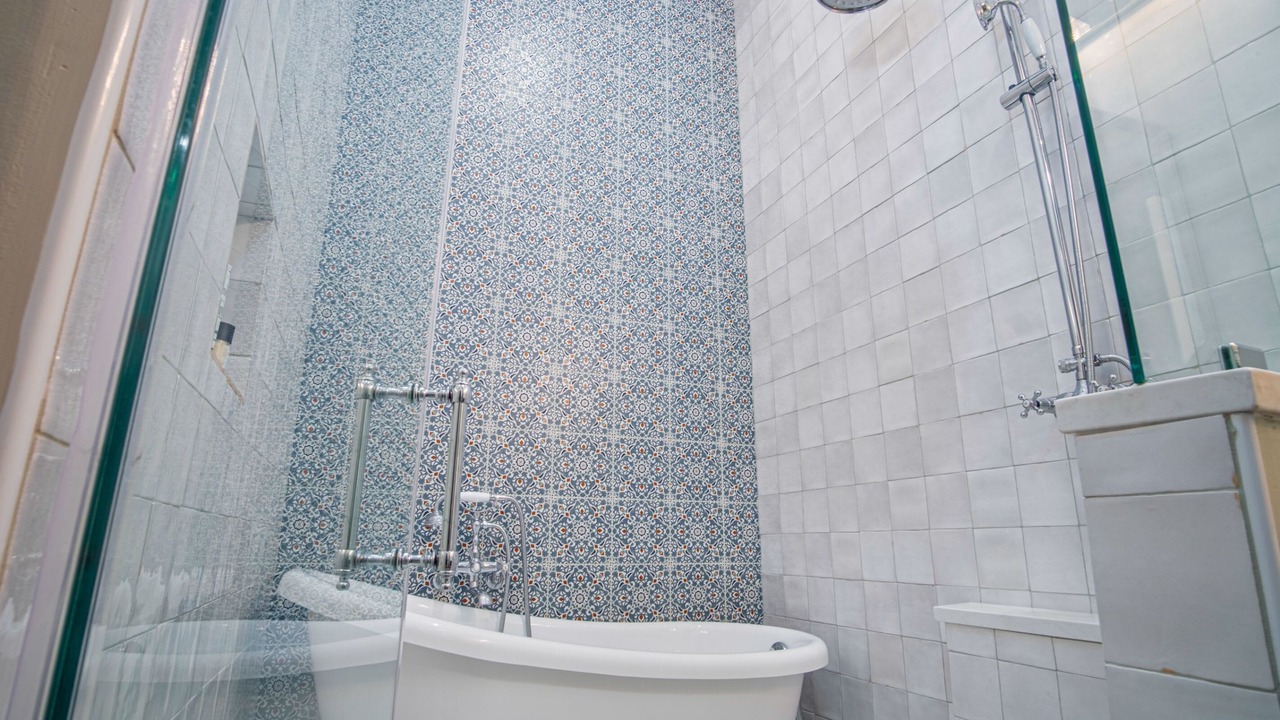 Photo of Bathroom in King William