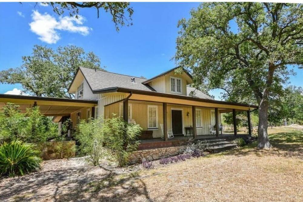 Photo of Outdoor in Burleson County