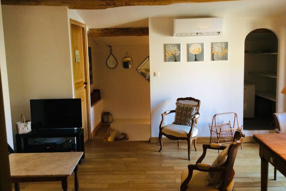 Photo of Livingroom in La Tour-Sur-Orb