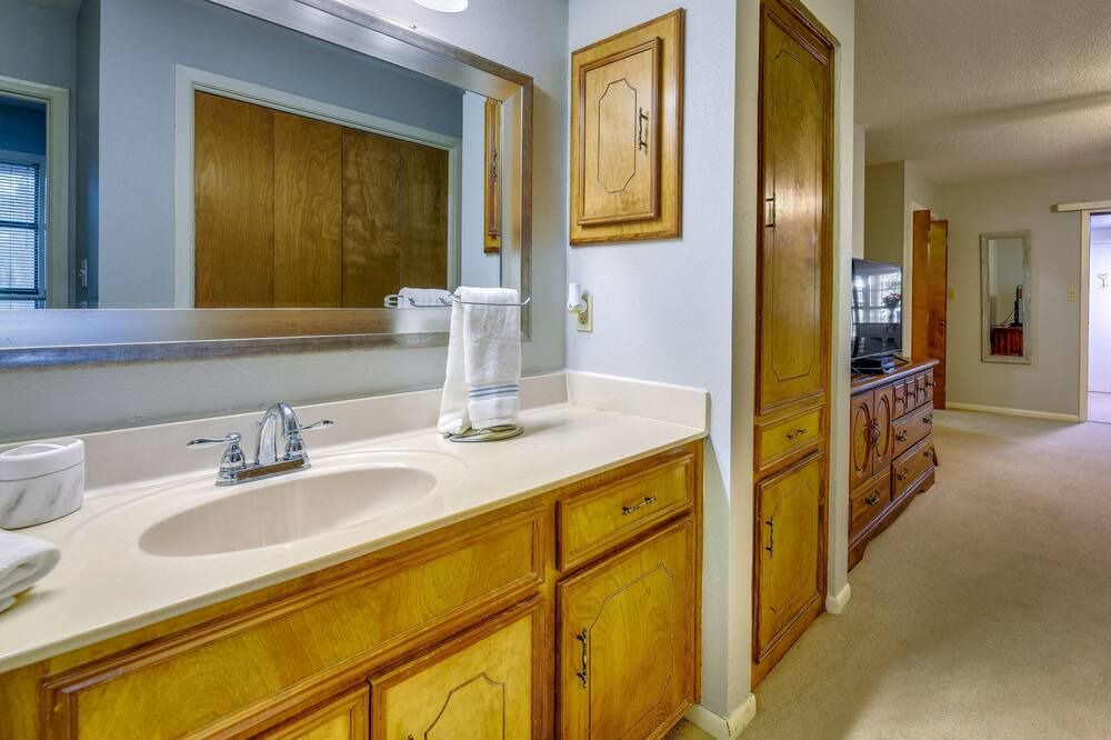 Photo of Bathroom in Victoria