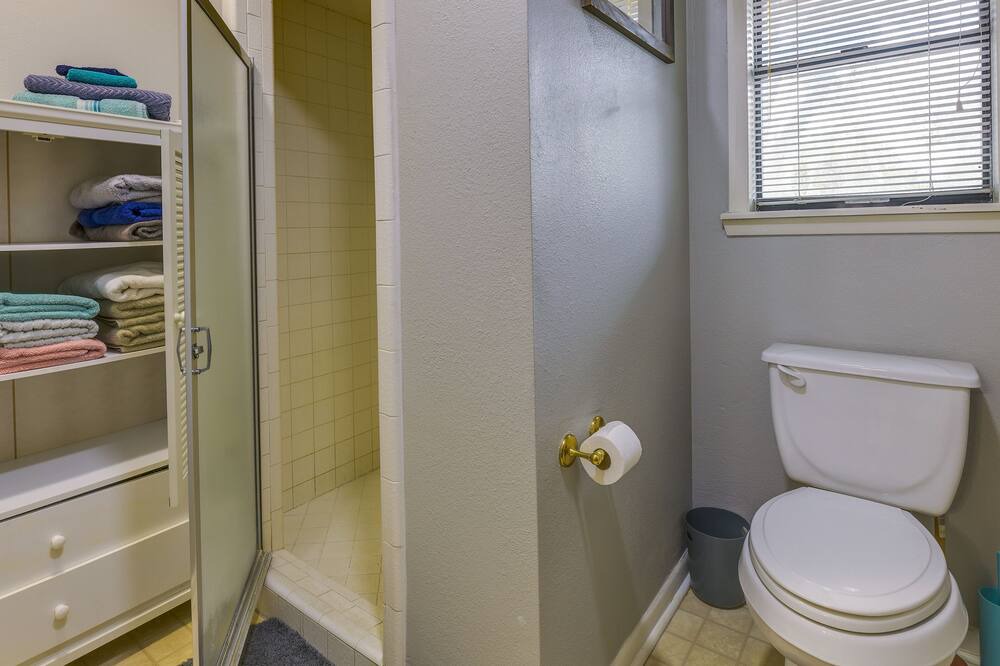 Photo of Bathroom in Victoria