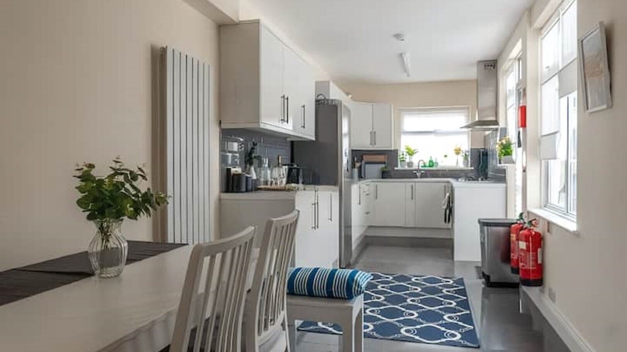 Photo of Kitchen in Wembley Central