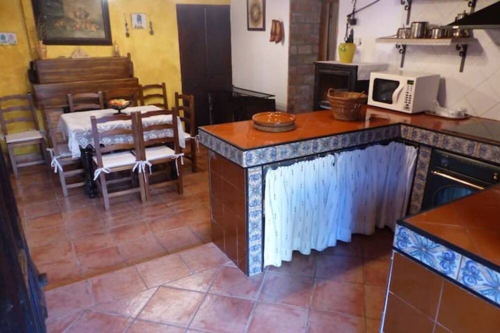Photo of Kitchen in La Serra d'En Galceran