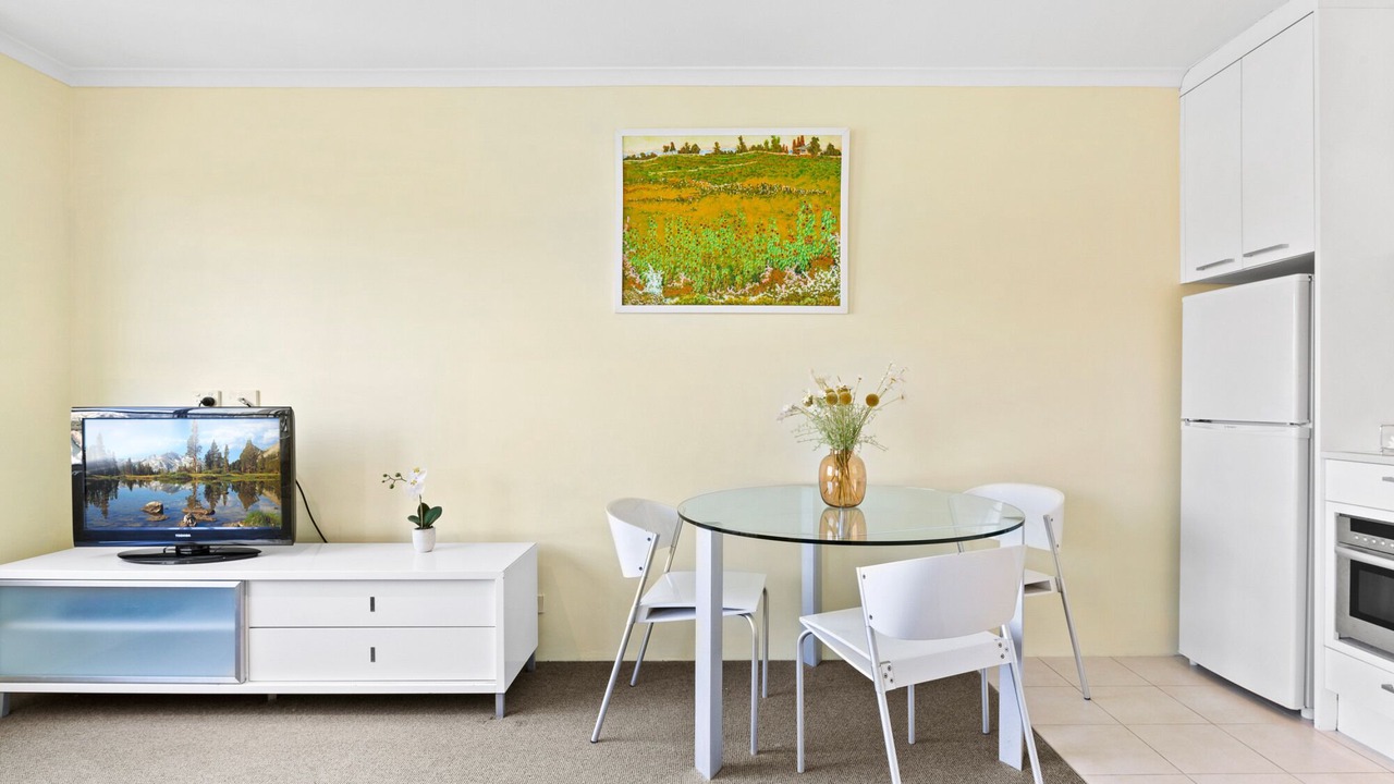 Photo of Others in McMahons Point