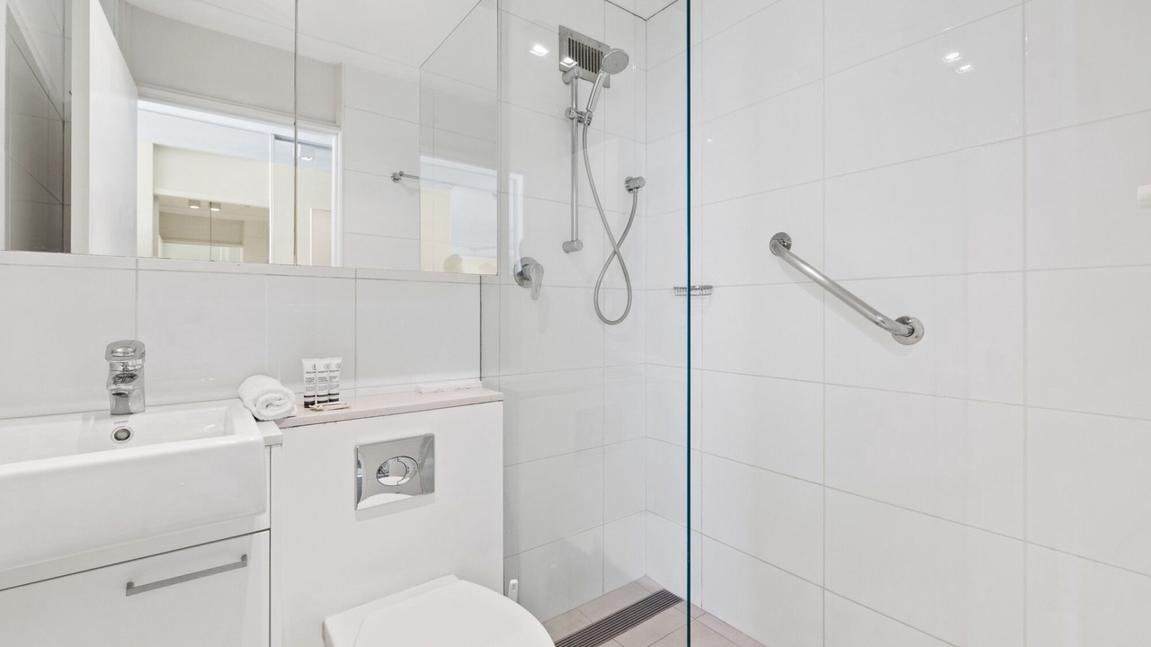 Photo of Bathroom in McMahons Point