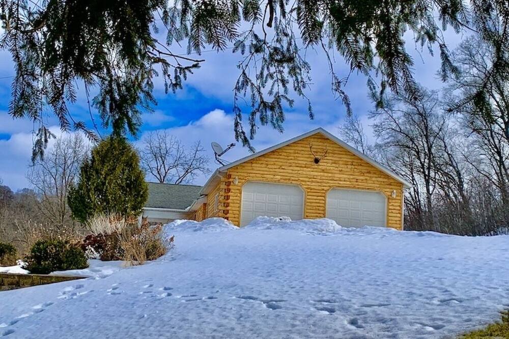 Photo of Outdoor in Lansing