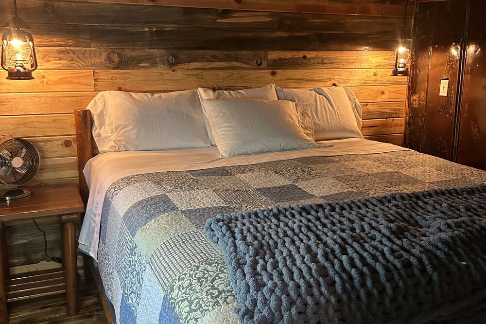 Photo of Bedroom in Blanchard