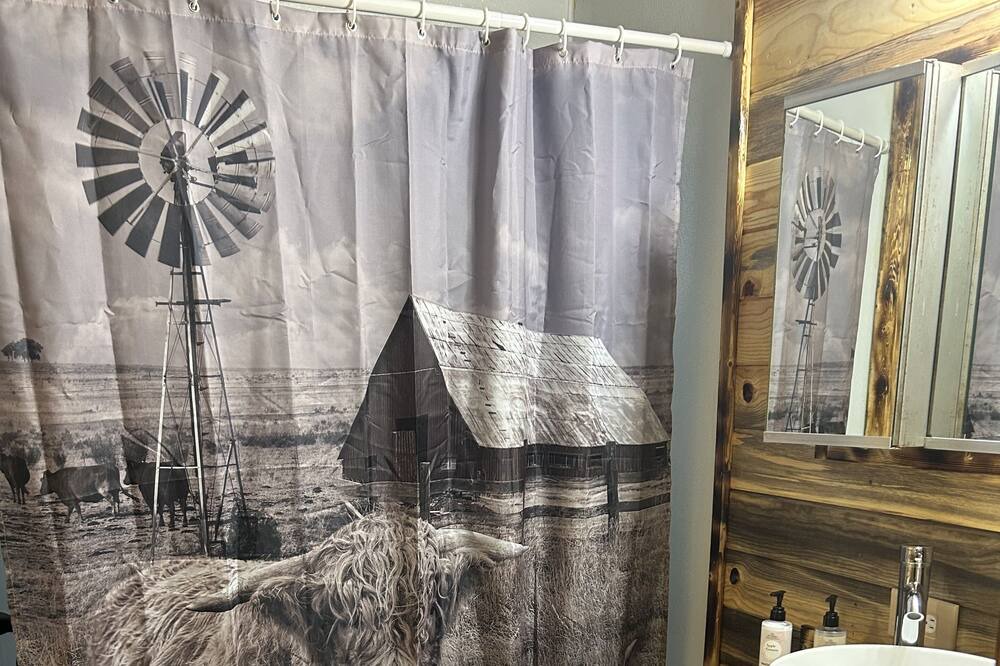 Photo of Bathroom in Blanchard