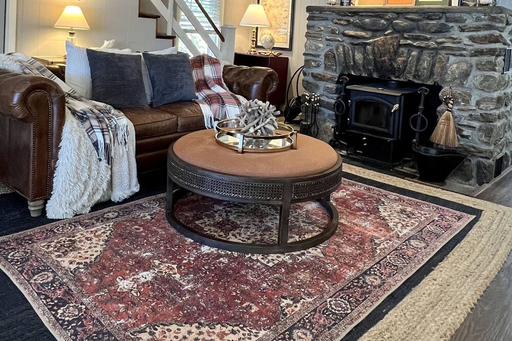 Photo of Livingroom in Becket