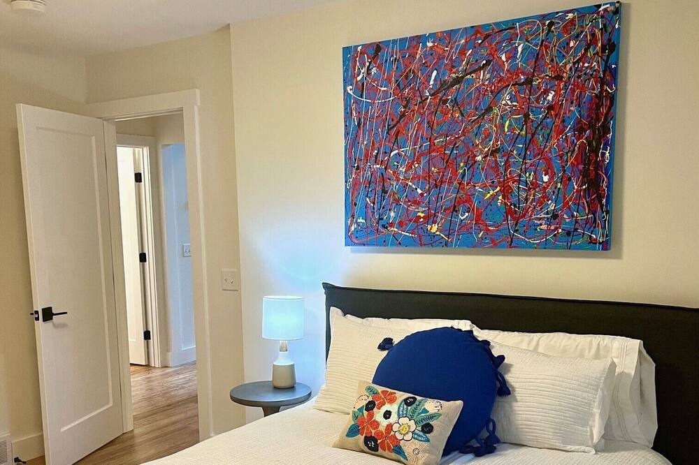 Photo of Bedroom in Skaneateles