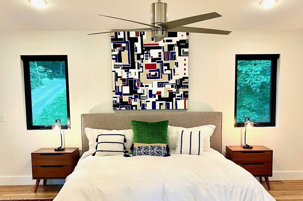 Photo of Bedroom in Skaneateles