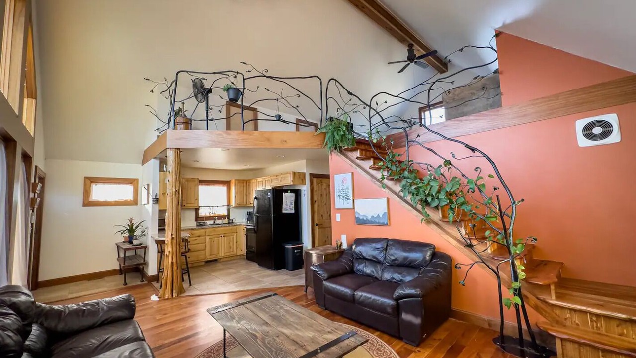 Photo of Livingroom in West Shore