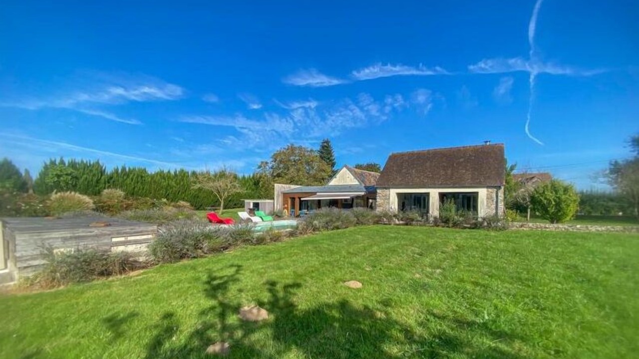 Photo of Outdoor in Les Essarts-le-Vicomte