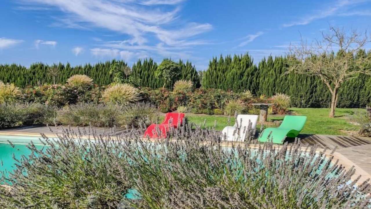 Photo of Outdoor in Les Essarts-le-Vicomte