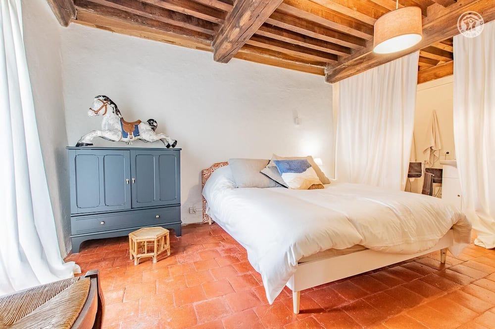 Photo of Bedroom in Saint-Julien-de-Civry