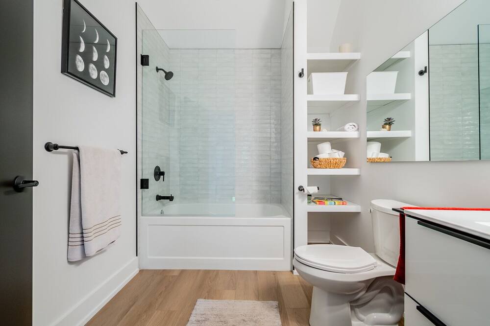 Photo of Bathroom in St. Davids