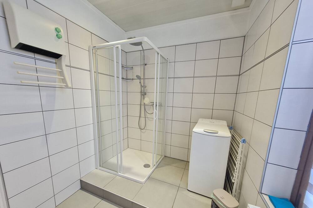 Photo of Bathroom in Haussonville-Blandan-Mon Desert-Saurupt